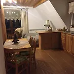 아파트 I Rodzinne 차르나 구라