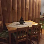 아파트 I Rodzinne 차르나 구라